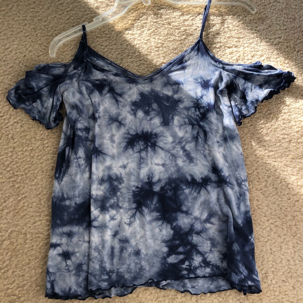 American Eagle shirt